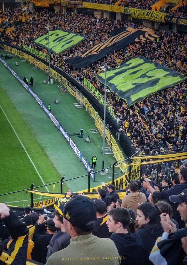 Peñarol-Olimpia buenos precios 12/4

Socios 
Cataldi         $ 475
Guelfi           $ 350
Damiani       $700
Henderson  $1250

Precios socios de Peñarol con abono, 3 partidos

Cataldi        $ 317 p/partido
Guelfi          $ 234 p/
Damiani      $467 p/p
Henderson  $834 p/p