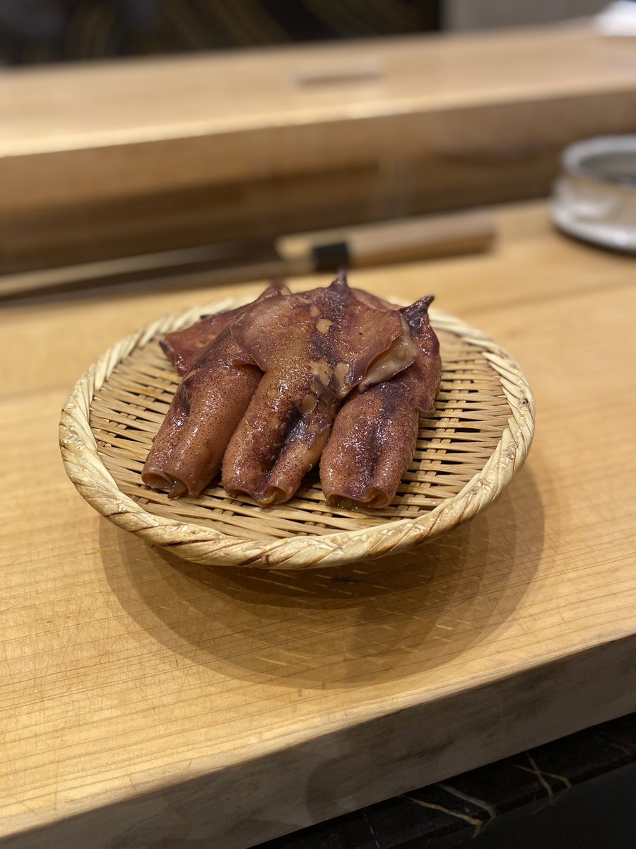 djsushitter's tweet photo. 腹パン子持ちヤリイカ
#マレーシア https://t.co/PBnIxSGoC6