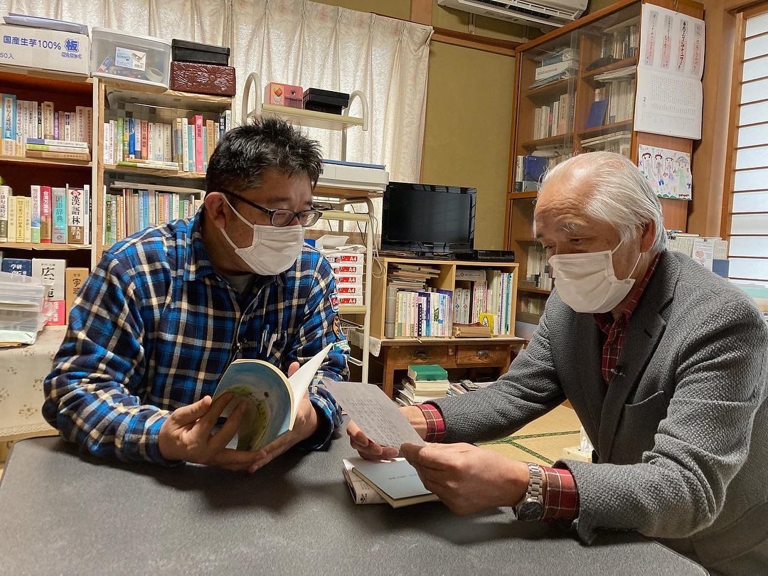 cocoro_nukumoru's tweet photo. Kビジョン
＼こころてれび／

🌸4月の放送
精神疾患と向き合い、自ら発信
ミニコミ誌編集長　
天地成行さん

Kビジョン
デジタル12ch
4/1(金)〜3(日)
月〜金17:30〜18:00
土・日13:00〜13:30
　　　23:30〜24:00
4/4(月)〜30(水)
月〜金8:30 
土・日17:00、23:00
ほか
火10:30、木16:00、日10:00 https://t.co/0DXYhWFISL