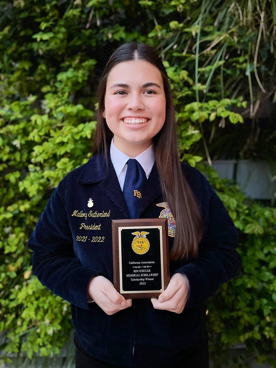 FrontierTitans's tweet photo. FRONTIER FFA - at the STATE Conference:  Congratulations to these two mighty TITANS!

🔹Mallory Sutherland - State Scholarship Recipient 

🔹Chas McPheeters - State Proficiency Winner, Wildlife Management &amp; Production 

🔵⚫️⬆️
#FRONTIERffa https://t.co/qIgjAZxeGw