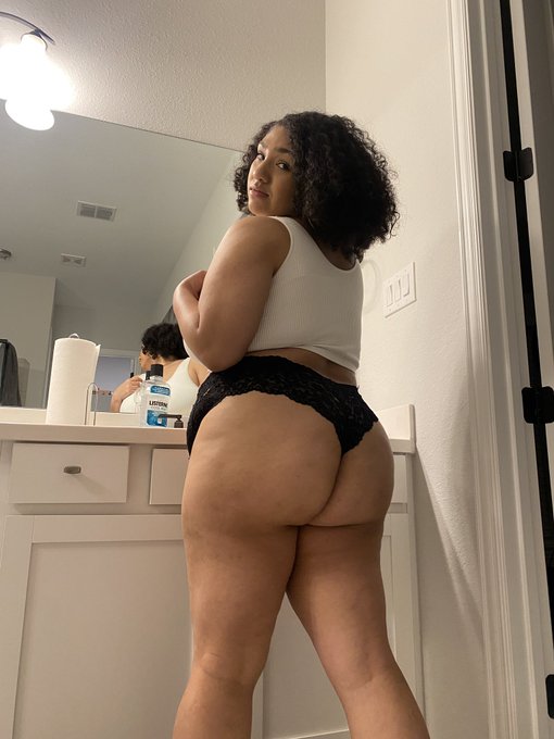 Come and stick your face in it ☺️  https://t.co/q01NyFBOcv https://t.co/dHxHtP07Xw