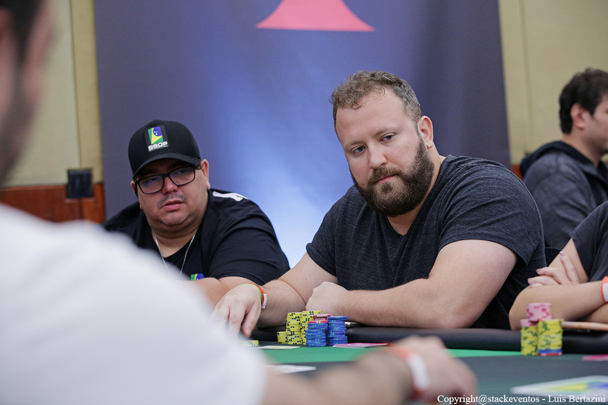 SuperPoker's tweet photo. VAI BOMBAR DEMAIS! @RSemeghini exalta @BSOPoficial Rio e comenta seleção do Guerreiros: "Oportunidade" https://t.co/avn6ZRukCU @PokerStarsBR #Poker #BSOPSP https://t.co/OexZWOoT1t