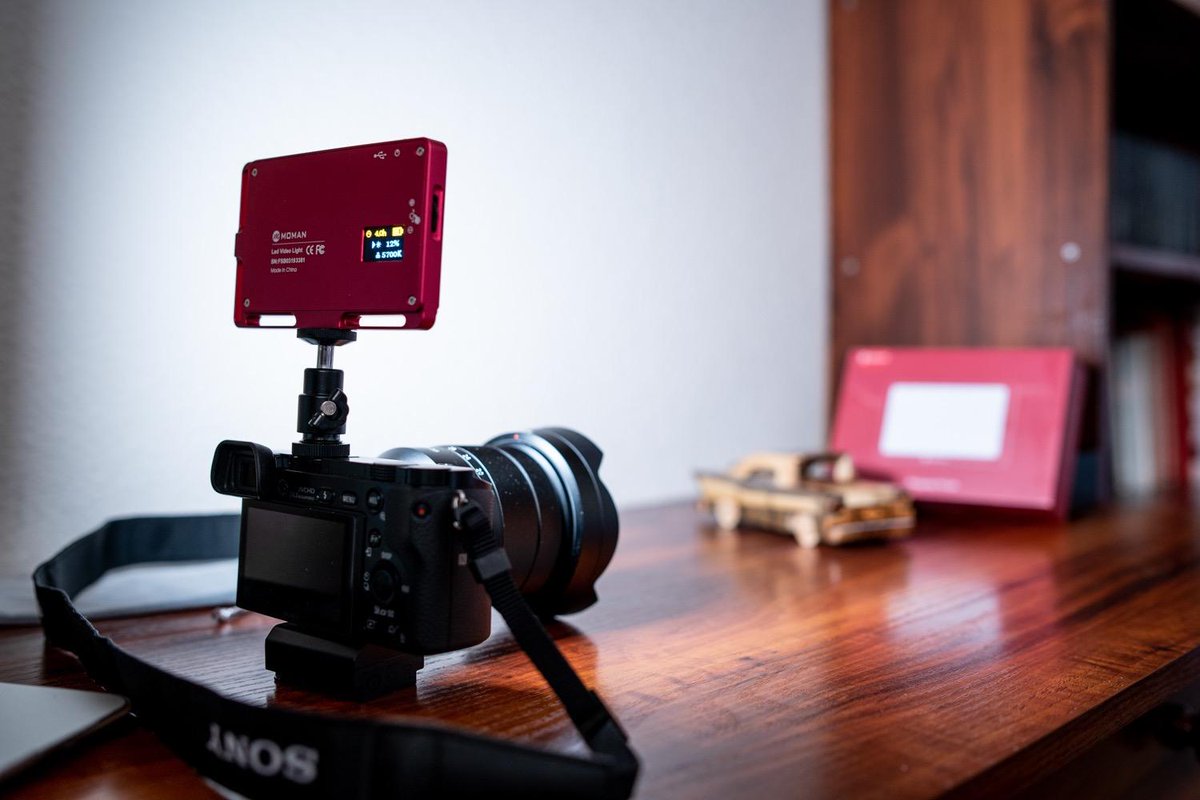 MomanGlobal's tweet photo. 3000-6500k Steplessly Dimmable:
Cold and Warm Bi-color temperature and brightness are adjustable in one switch and displayed on the HD screen. #ML3D
Learn more: https://t.co/zisunyr5Xl
#momanlight #momanphotography #moman #momanglobal #momanvideography #light #ledlight #gear https://t.co/FEnTLfHJAt