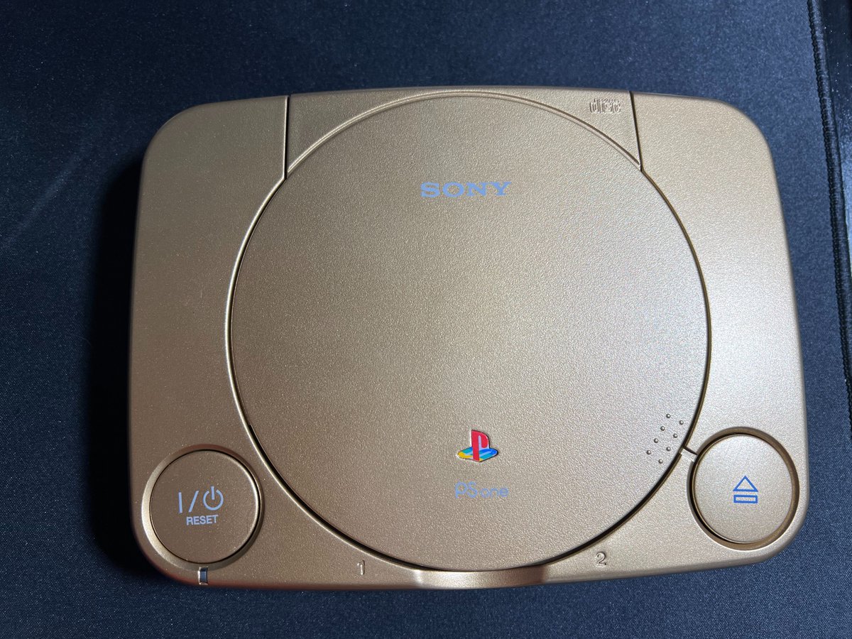 retrooroot's tweet photo. PSOne Gold a History
https://t.co/gX6uWOl0FS
#Sony #Playstation #PSOne #Gold #Rare https://t.co/OfihUL3SJZ