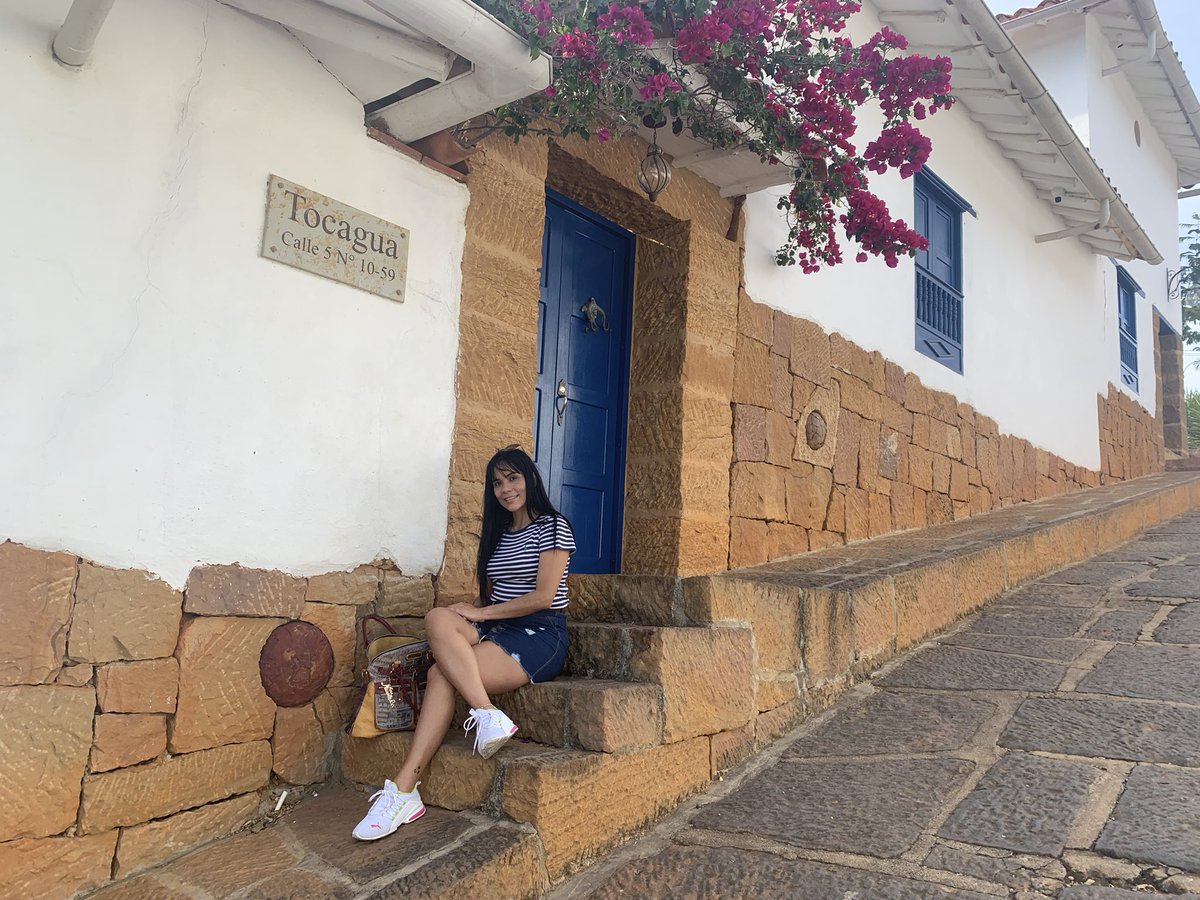 Milycg's tweet photo. Amando cada uno de los rincones de #Colombia y #Barichara uno de los pueblos más bellos que he visitado y que inspiró la Película #Encanto https://t.co/utCprLo5ma