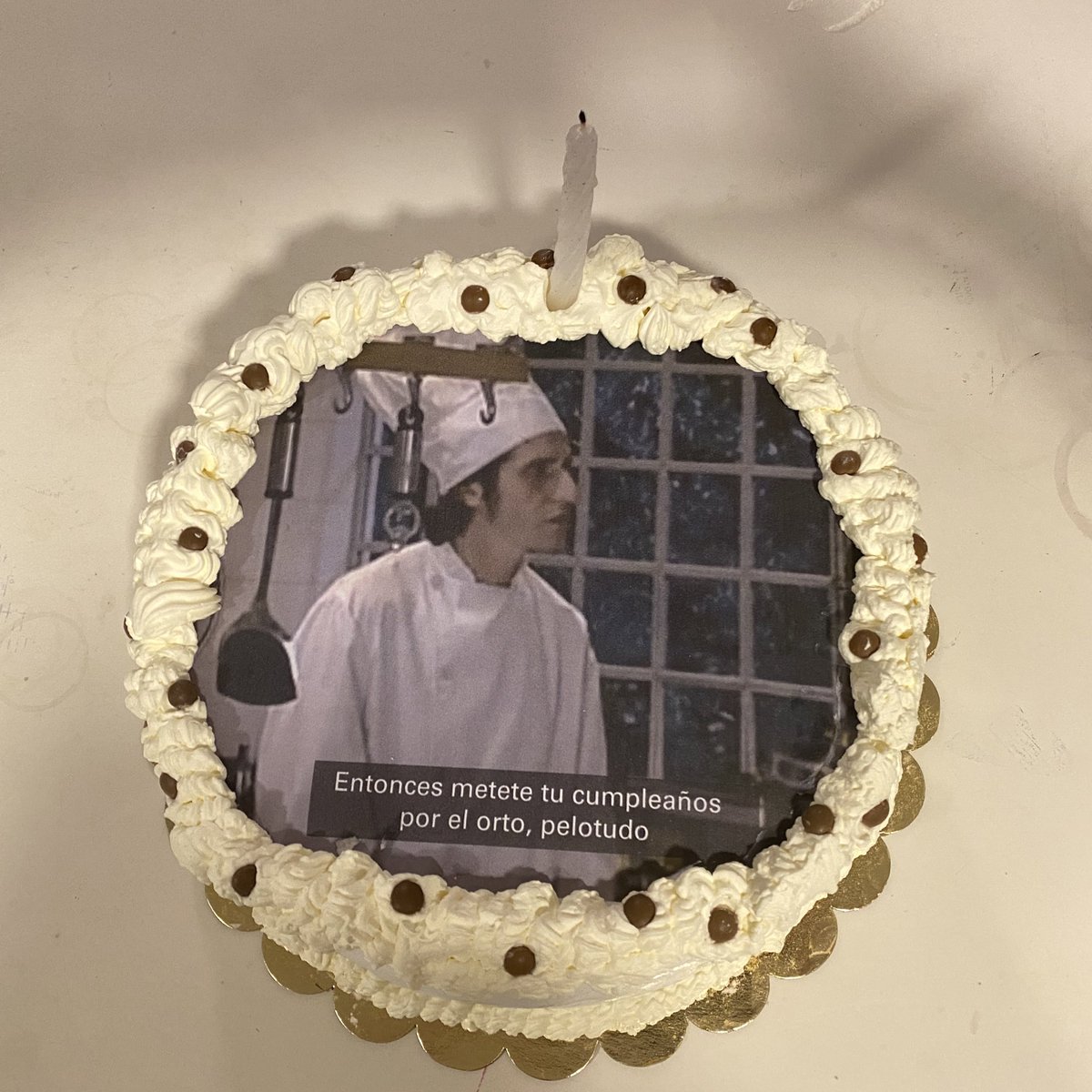 lesboaugust's tweet photo. quiero que vengan uno por uno a decirme que es la mejor torta que vieron https://t.co/5RzK9uAgTK