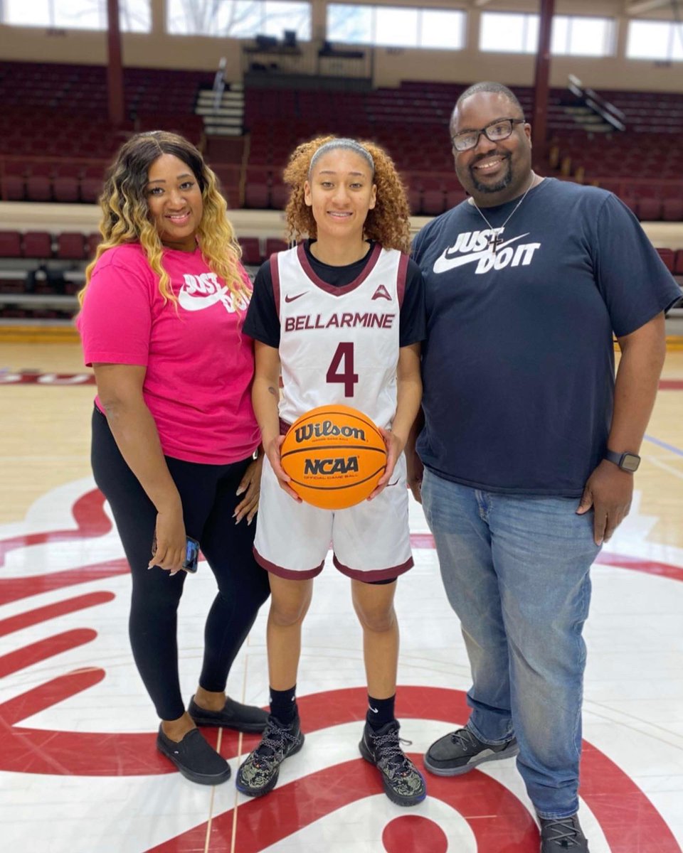 Can’t wait to be a knight ⚔️ <a href="/shannonlitton/">shannon litton</a> <a href="/chancedugan/">Chancellor Dugan</a> <a href="/BUKnightsWBB/">Bellarmine Women's Basketball</a> <a href="/GrahamLexxus/">Lexxus Graham-Blincoe</a> @c42k