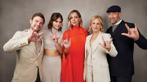 rajavshesh's tweet photo. Indeed a big moment for #DeafCommunity, #CODACommunity and #DisabledCommunity as #CODAfilm shines at #Oscars2022 ~ inspiring deaf and hearing people to make the world more inclusive!!! #DeafInclusion #SignLanguage    @vids67 @iKanchanK @TusharKansara19 
https://t.co/74f4X1LmDi https://t.co/JnmTTiQYW4