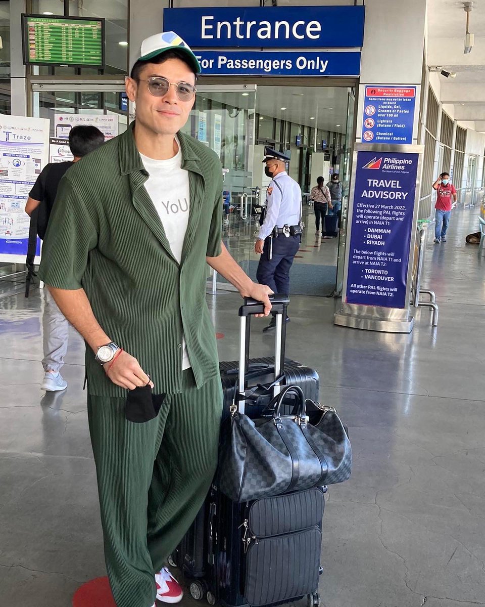 gmapinoytv's tweet photo. Mga Kapuso, nasa airport na sina @MyJaps , @_IamRealJessica at @XianLimm on their way to UAE for “Stronger Together: GMA Pinoy TV @ Expo 2020 Dubai” concert! 

Don’t miss the chance to see them perform LIVE on March 30, 9 PM AT the Dubai Millennium Amphitheatre! https://t.co/6Z9UySOhqB