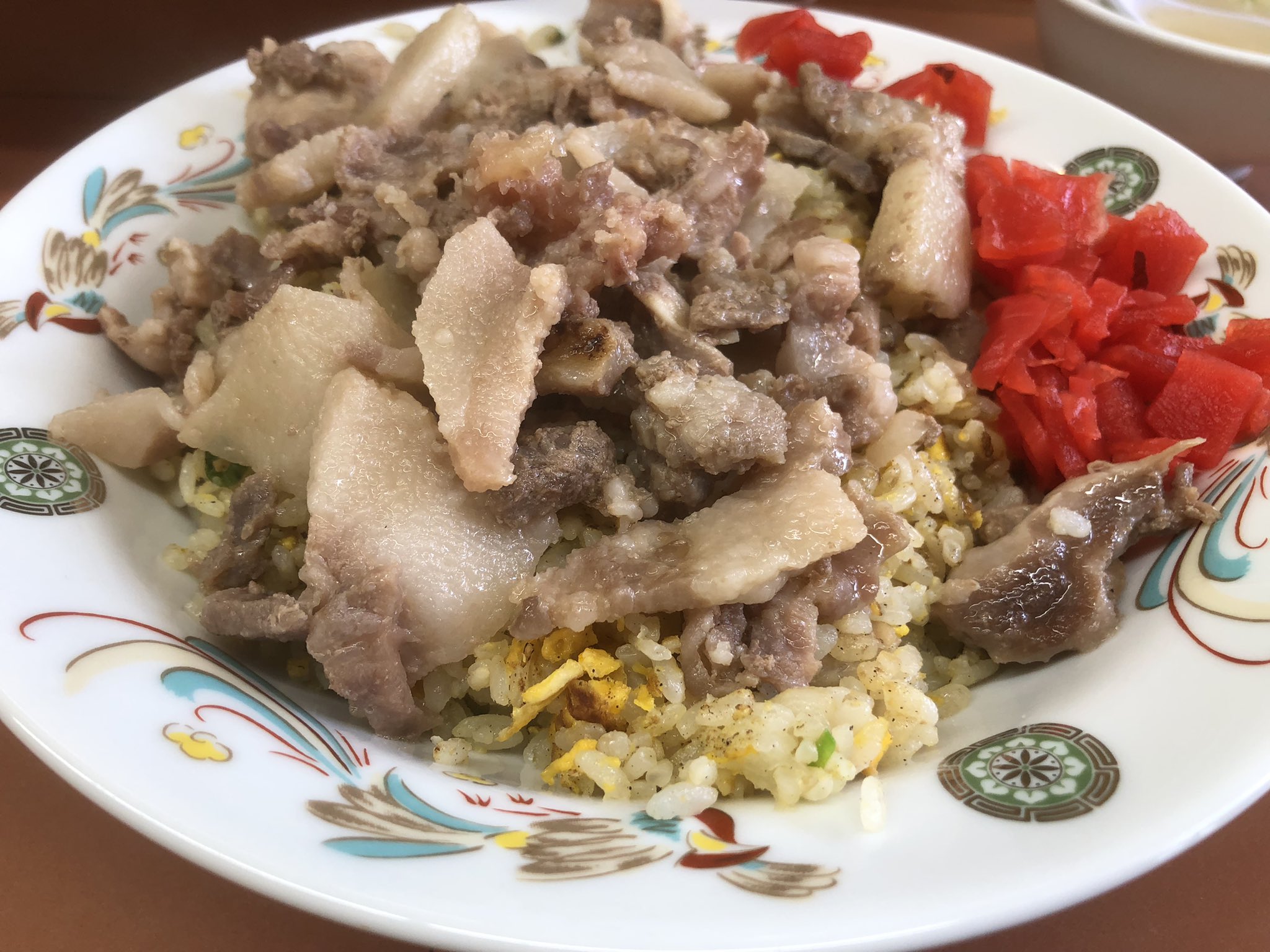 モグride 今日のランチは 北九州 小倉駅近くの 娘娘 にゃんにゃん 肉やきめしが絶品です 600円 過去にyoutubeも投稿してます T Co Yivy4bmkcd 娘娘 ランチ 北九州 小倉 肉 やきめし T Co Vupamkud7v Twitter