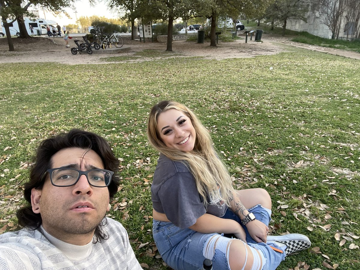 breeeeeezzy_'s tweet photo. I fucking love this man 🦇🦇🦇🦇 https://t.co/nTsGkY00wK