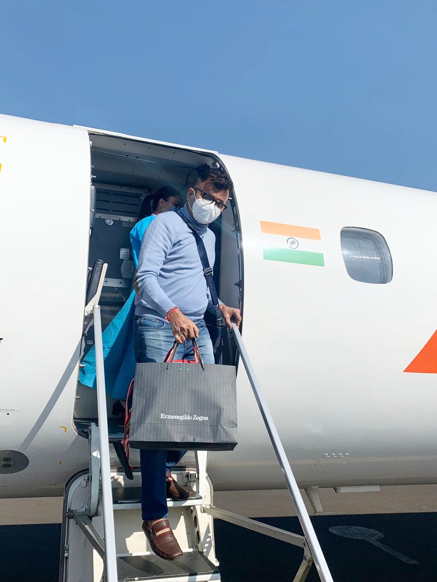 AneelMurarka's tweet photo. Privileged to be #onboard STAR AIR - #AmazingFlight and #SuperCrew, with just 2 passengers during a recent business trip. A comfort flight is a necessity when travelling. Being able to relax and have enough rest on the flight helps to set the mood right
@OfficialStarAir https://t.co/AmRX32jY1i