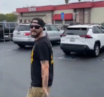 AntifaSac_'s tweet photo. Heads up Sac!
Proud Boy spotted &amp; confronted by a community member at WinCo Foods on Watt Ave!
PB had a Hangtown PBs shirt on which is the chapter in Placerville(El Dorado County).2nd tweet has pics of the truck he got in!Heres our email if you got info..
https://t.co/Dxq3yqSQGW https://t.co/2ZhpohKKcm