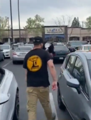 AntifaSac_'s tweet photo. Heads up Sac!
Proud Boy spotted &amp; confronted by a community member at WinCo Foods on Watt Ave!
PB had a Hangtown PBs shirt on which is the chapter in Placerville(El Dorado County).2nd tweet has pics of the truck he got in!Heres our email if you got info..
https://t.co/Dxq3yqSQGW https://t.co/2ZhpohKKcm