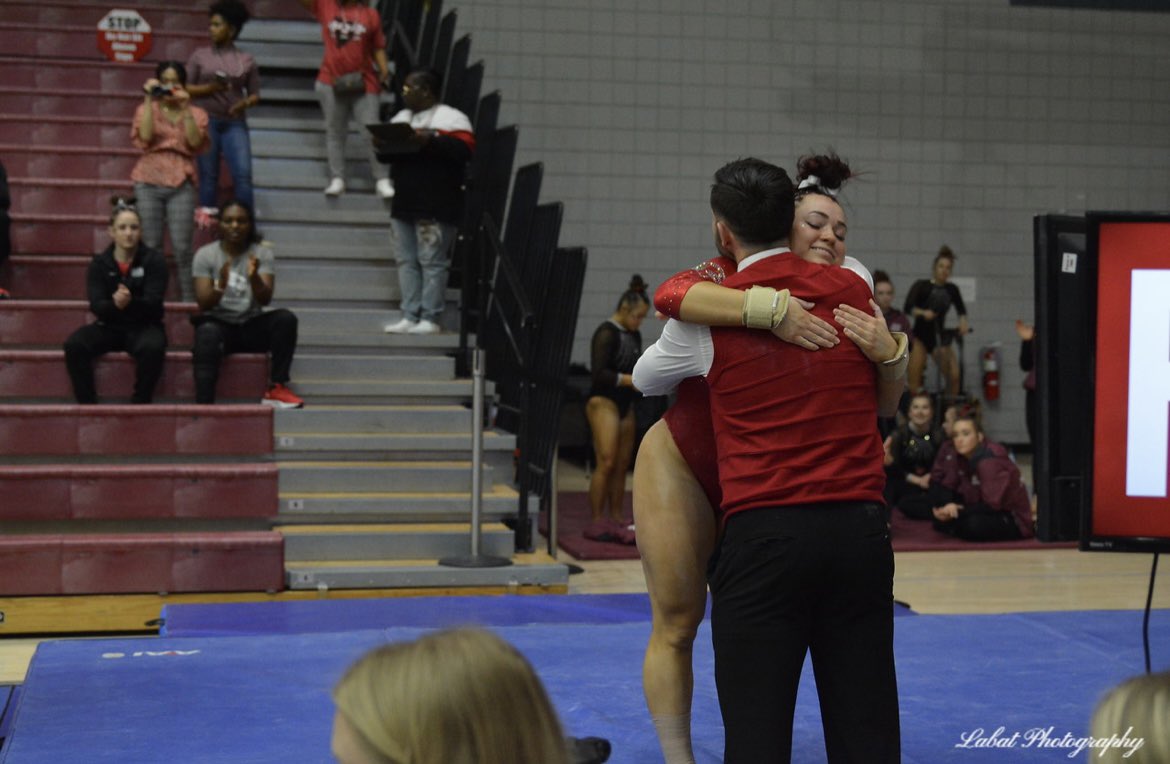 CJMuras's tweet photo. Who doesn’t love a big hug from the one and only? 

#regionalweek #ready #building #memories #love #blessed https://t.co/Zu8RIV2OYZ