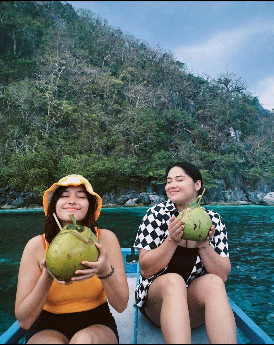 prodigiouslq's tweet photo. LizDie cuties 🥺♥ https://t.co/sS2yHKwENP