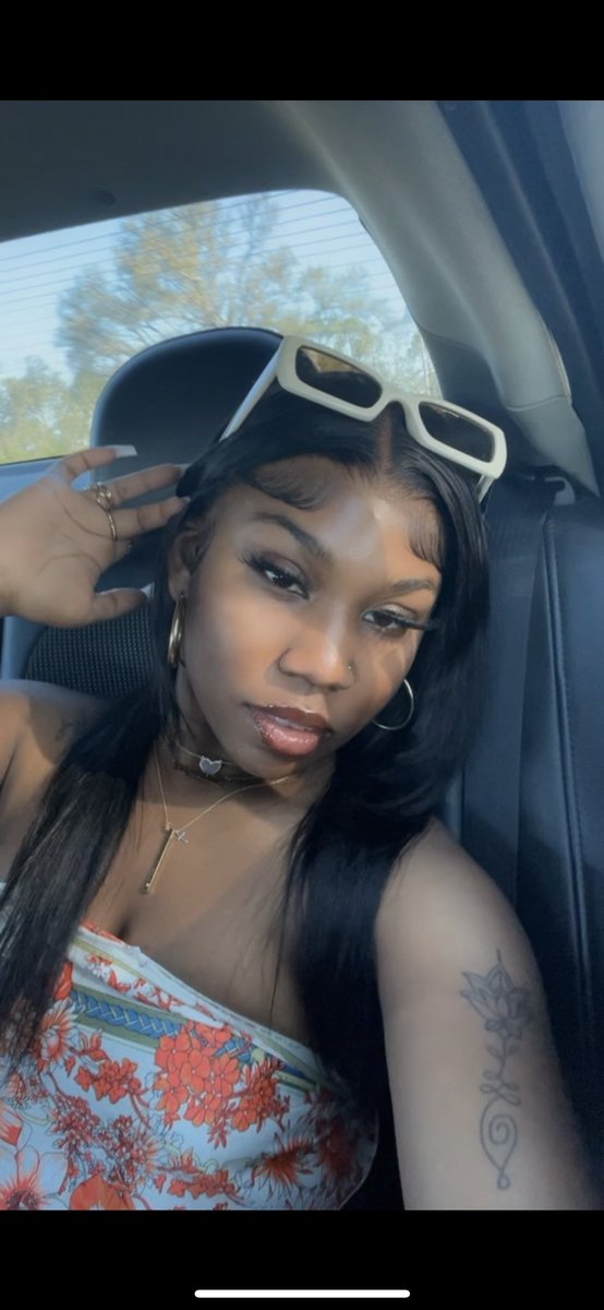 _TeeNiyaa's tweet photo. Great face card 🥵 https://t.co/UAZZfcEtUO
