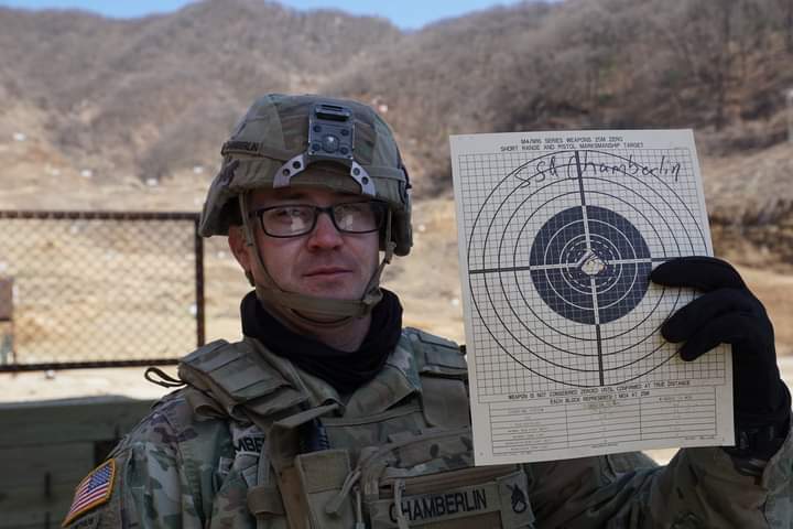 6_37th's tweet photo. It's #rangeday for the soldiers of 6-37 FAR #readiness #m4 #usarmy https://t.co/sUa4EVJu3D