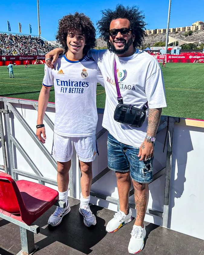 diarioas's tweet photo. 😍⚪ Presente y futuro del Real Madrid https://t.co/6Ume1ZHeXF