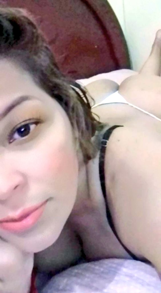 jova_0210's tweet photo. Buenas noches mis amores !! Mejor dicho madrugada ☺️☺️☺️☺️ https://t.co/xptjT6Ra6a