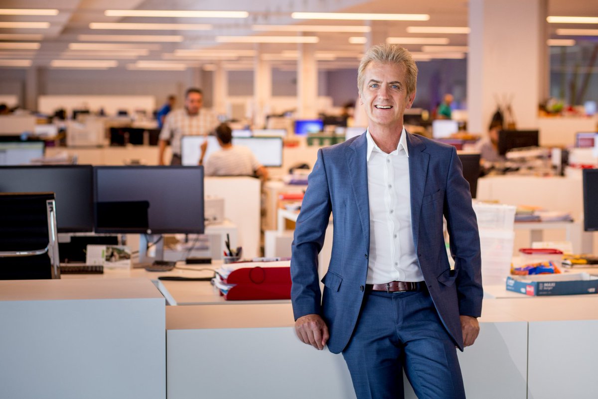 rafjuan's tweet photo. Sin palabras me quedé tras conocer la noticia de que voy a recibir el reconocimiento al mejor CEO del año en los Best!N Food 2022, premios de marketing alimentario que se conceden en España, convocados por #DARetail e #IPMARK, de la mano de @AlimentariaBCN!! #FelizMartesATodos https://t.co/Ypz6Sb58Vp