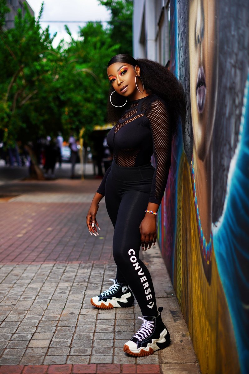KhutsoTheledi's tweet photo. Things have a miraculous way of working out. Trust that ๐ค๐คmove with love and genuine intentions.
#converseza x #AHiFambeni https://t.co/Eyre1ufD6y