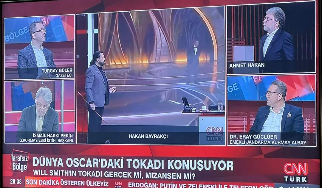 Bizim bildiğimiz değnekçiler otoparklarda otogarlarda olurdu şimdi tv kanallarında <a href="/ahakanbayrakci/">Hakan Bayrakçı</a> muhabbete bak will Smith konuşuyor koca koca adamlar