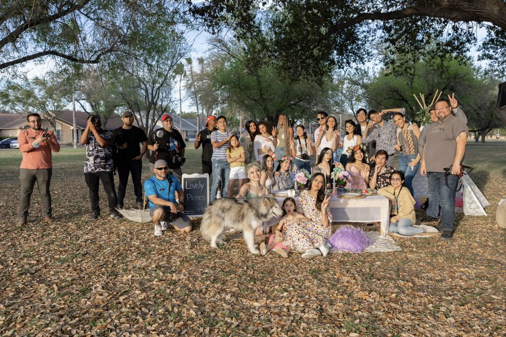 letstaycreative's tweet photo. Community over Competition 🌸

Event : MeetUp18 • March 27th, 2022
Location: Bill Schupp Park

#letstaycreative https://t.co/XIKVWhfxj5