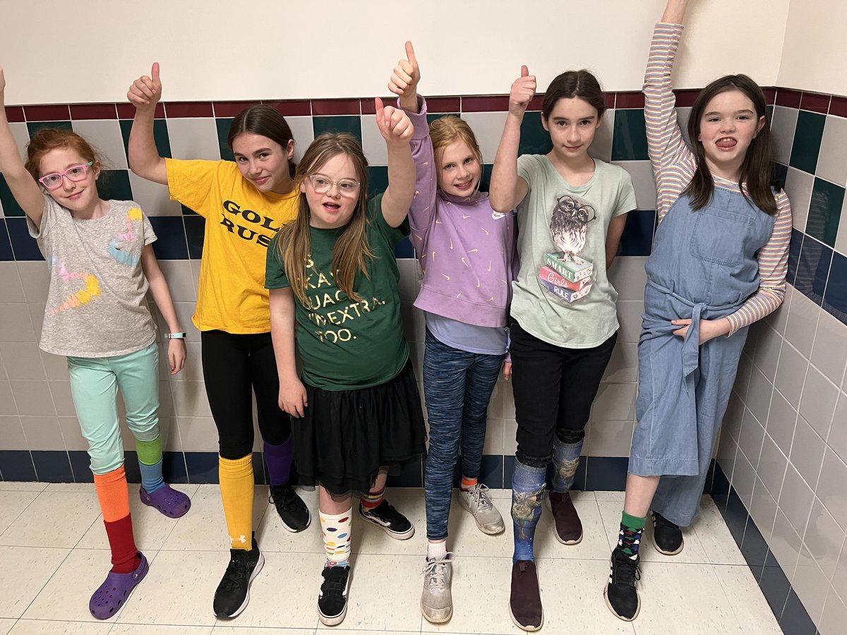 PCS_Elementary's tweet photo. Today was Rock Your Socks Day in celebration of people with Down Syndrome and the many ways they make our world brighter!  👍👏🥰 https://t.co/s4RQ7BKW8t