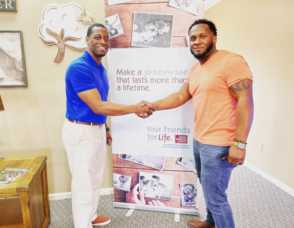 Rico__Glass's tweet photo. #striveforgreatness #growth #goodbusinessonly https://t.co/JtVxB3Odrw