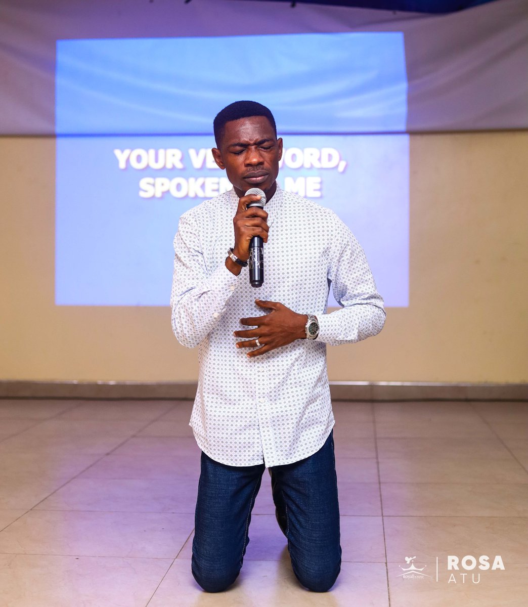 atu_rosa's tweet photo. THREAD!
Like we do every year, we allowed freshers to takeover last Sunday's service and it was awesome! We even had a "fresh" preacher man, Dr. Joel Biekro!.
Enjoy these shots from the service! #rosaatufamily #rosaatu #RoyalHouseChapel #fresherstakeover https://t.co/HDKV0sTsVk