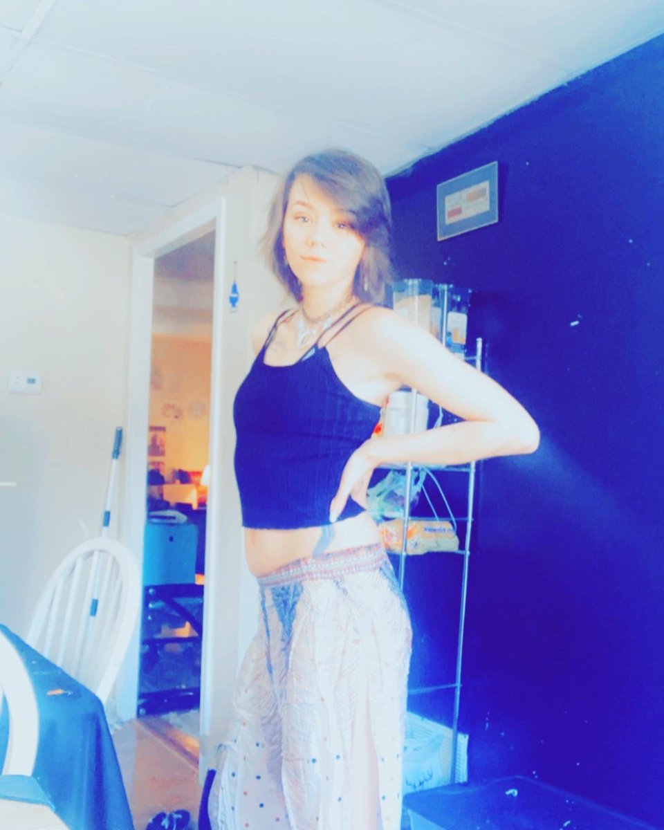 BeckyMichelle7's tweet photo. Gypsy soul ❤️✌️ https://t.co/go06RaE91L