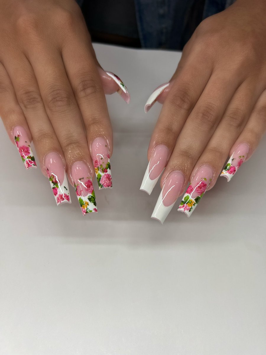 Stays_Giselle's tweet photo. HMU North Las Vegas area!! Rt/like to spread some love 💗 https://t.co/eI741b3Hbk