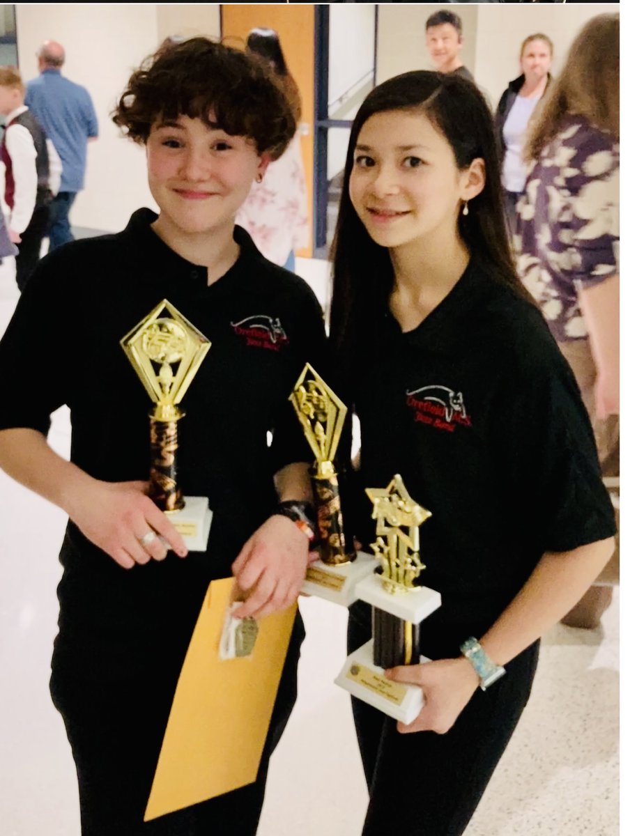 OrefieldMS's tweet photo. Congratulations to Pete Zimmer OMS Director of Bands & the OMS Jazz Band for receiving 2 of 3 best overall awards (woodwinds & rhythm) & to Eden Sendef for receiving the best soloist award at the Nitschmann Jazz Festival. #ParklandPride #OMSProud https://t.co/NlttHppPFD