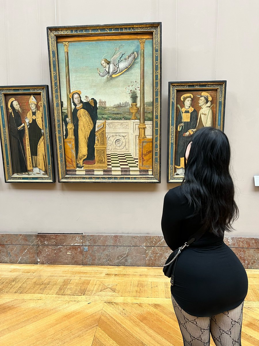 if u need a mommy to squash ur face with her GIGANTIC ass hmu https://t.co/CqOCdy0Irb