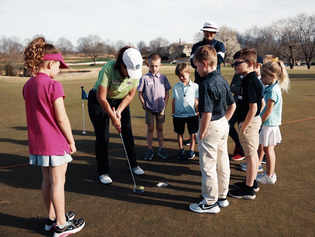 GolfHouseTn's tweet photo. 🏌🏽‍♂️🏌🏽‍♀️

Spring is officially here and our Welcome to Golf classes are cranked back up at Golf House Tennessee.

Coach Val and Coach @daniel_booker working with a group of 4-6 year olds this evening to introduce them to the game

New classes start every week! https://t.co/fEGEyO2yRp https://t.co/ojNYihynXc
