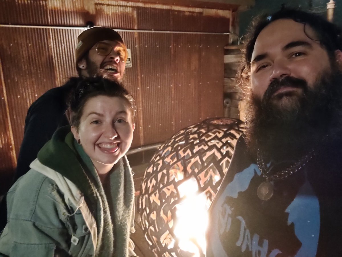 HpCriticAll's tweet photo. Had an absolutely magical reaffirming and inspirational weekend at #paganicon put on by @TCPaganPride met many new friends and had just a wonderful time. I feel renewed. Saw @LilithAstra at event and @Arja_ShireWolf outside the event. Fantastic time was had. Love you all! https://t.co/pQGBEJdohe