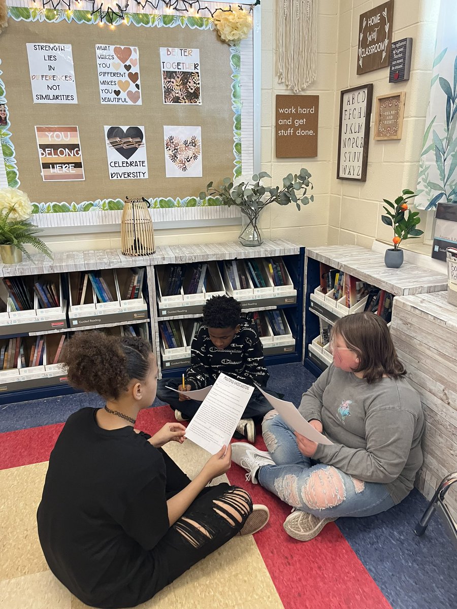 OST prep…. But make it competitively fun. 🤪 Students were put into teams and worked to solve questions using strategies taught in the mini lesson. #middierising #cvbettertogether