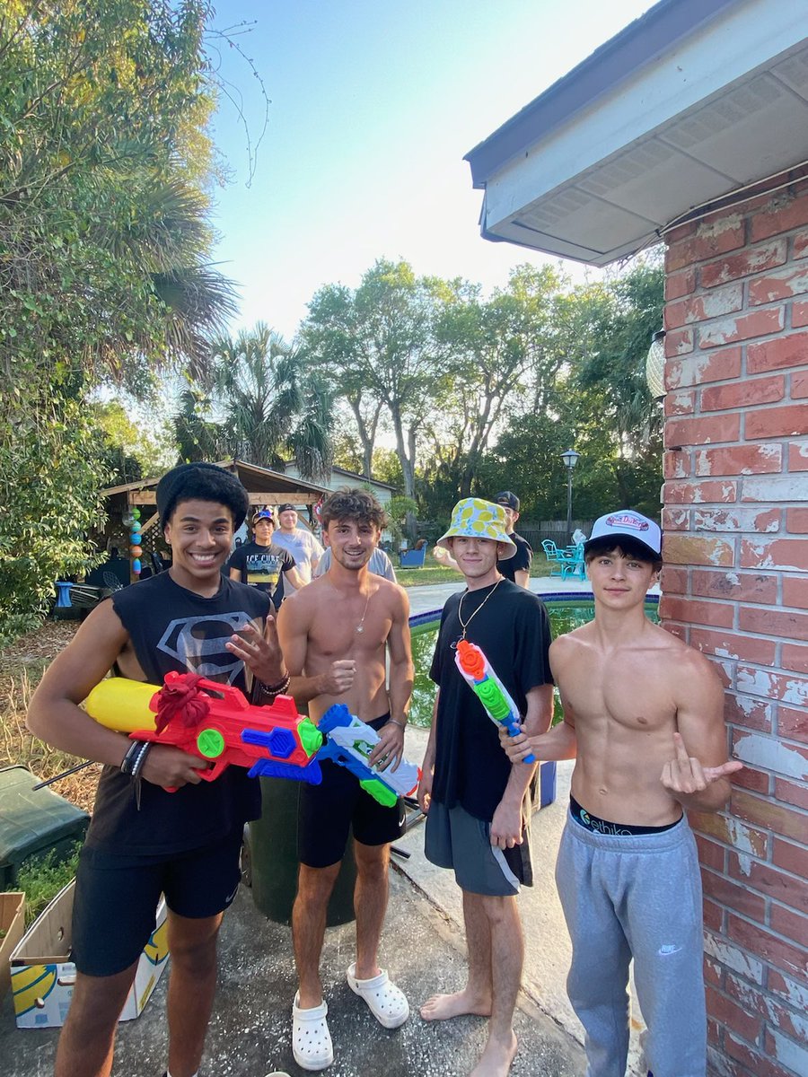 4ktreySplash's tweet photo. @chswaterwars22 
Dillon L. out by @4ktreySplash https://t.co/oO2RSp6sXJ