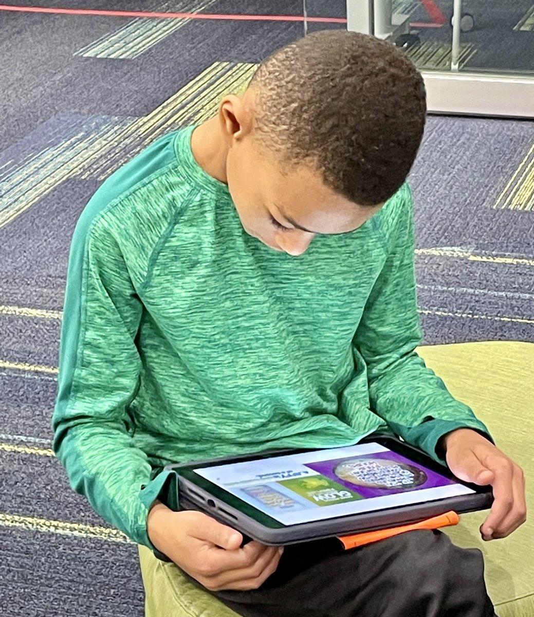 24SevenReader's tweet photo. Students are loving the books in our Epic March Madness brackets.  First round of voting is this Friday. https://t.co/0epki7stjn