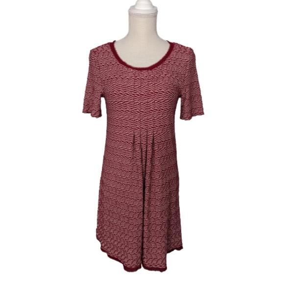 Panda_b3ar's tweet photo. So good I had to share! Check out all the items I'm loving on @Poshmarkapp from @ctruelove74 #poshmark #fashion #style #shopmycloset #anthropologie: https://t.co/Bn5JpprtiZ https://t.co/39PxKYQF65