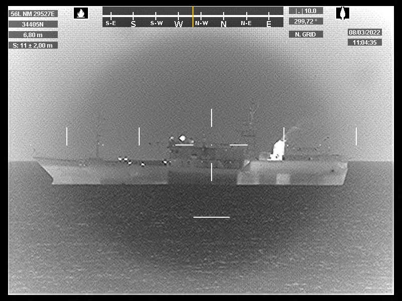 FANC_Officiel's tweet image. [#FANC] Photographs taken during #interrogations and hunts of #fishing vessels. Presence of La Glorieuse sailors, a member of the #PNGDF and the #NFA officer and fishing vessels. @TunaFFA @MarineNationale #Pacific #Oceania #BluePacific #cooperation #France #Australia #NewZealand