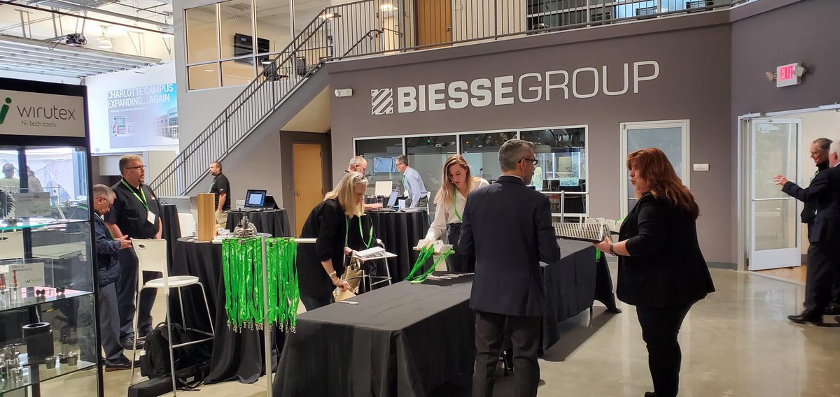Microvellum's tweet photo. The Charlotte Spring Inside Event was a success! We'd like to give a big "thank you" to @biesse for hosting last week, and to all who attended.
πΈ: Ralph Butler
#CNCMachinery #WoodworkingSoftware #ThankYou #StreamlineTheWayYouWork https://t.co/8IDJADUkP6