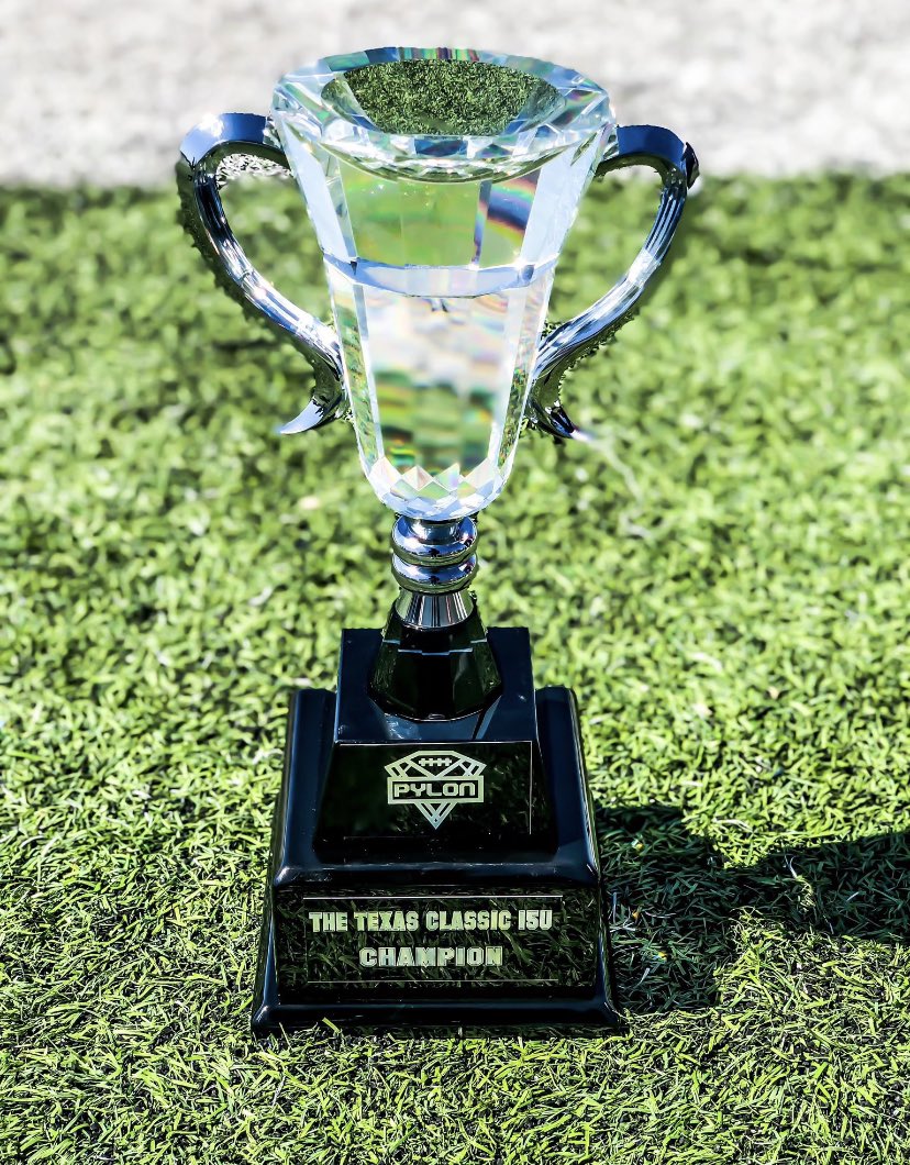 RockingRContrac's tweet photo. @TexasICE7v7 @CoachLWig  Out here getting that work! Thanks again coaches for all the work you put in the boys. #handsteam #kupp #eatson https://t.co/XceZXr0lUK