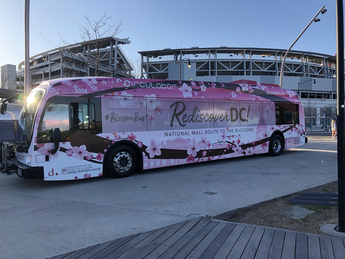 Stop by and see us at the Monique Johnson Anacostia River Center as we celebrate spring with @DDOTDC, @DCCirculator, and @CherryBlossFest with a pink lighting of the Frederick Douglass Memorial Bridge! @newfdmb. We’ll be here giving away goodies until 8pm! #RediscoverSpring https://t.co/A5ZAH3wpwt