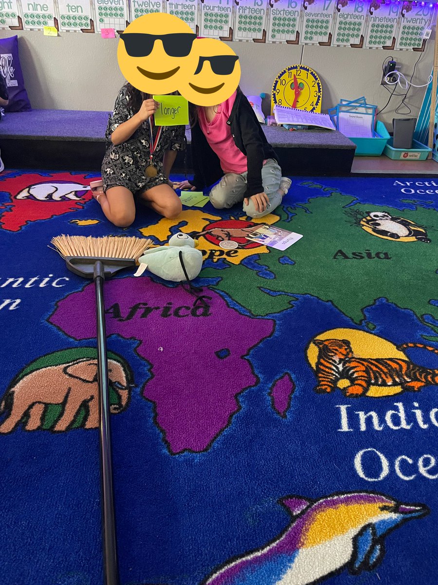SammisHeather's tweet photo. What an amazing way to introduce non-standard measurement! #SPECHTstrong #inspire #engage #empower https://t.co/QDcfpq7QQf