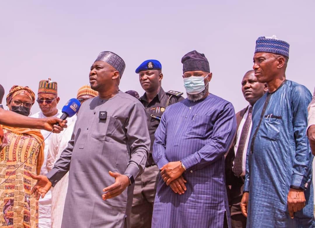 AdamuAtikuA's tweet photo. Earlier today, I accompanied the #ProjectMaster and #FreshAir Governor Ahmadu Umaru Fintiri on a site visit and inspection of the 4.6Km Damare-NYSC road project which was awarded in January. https://t.co/nqLxvidz8x