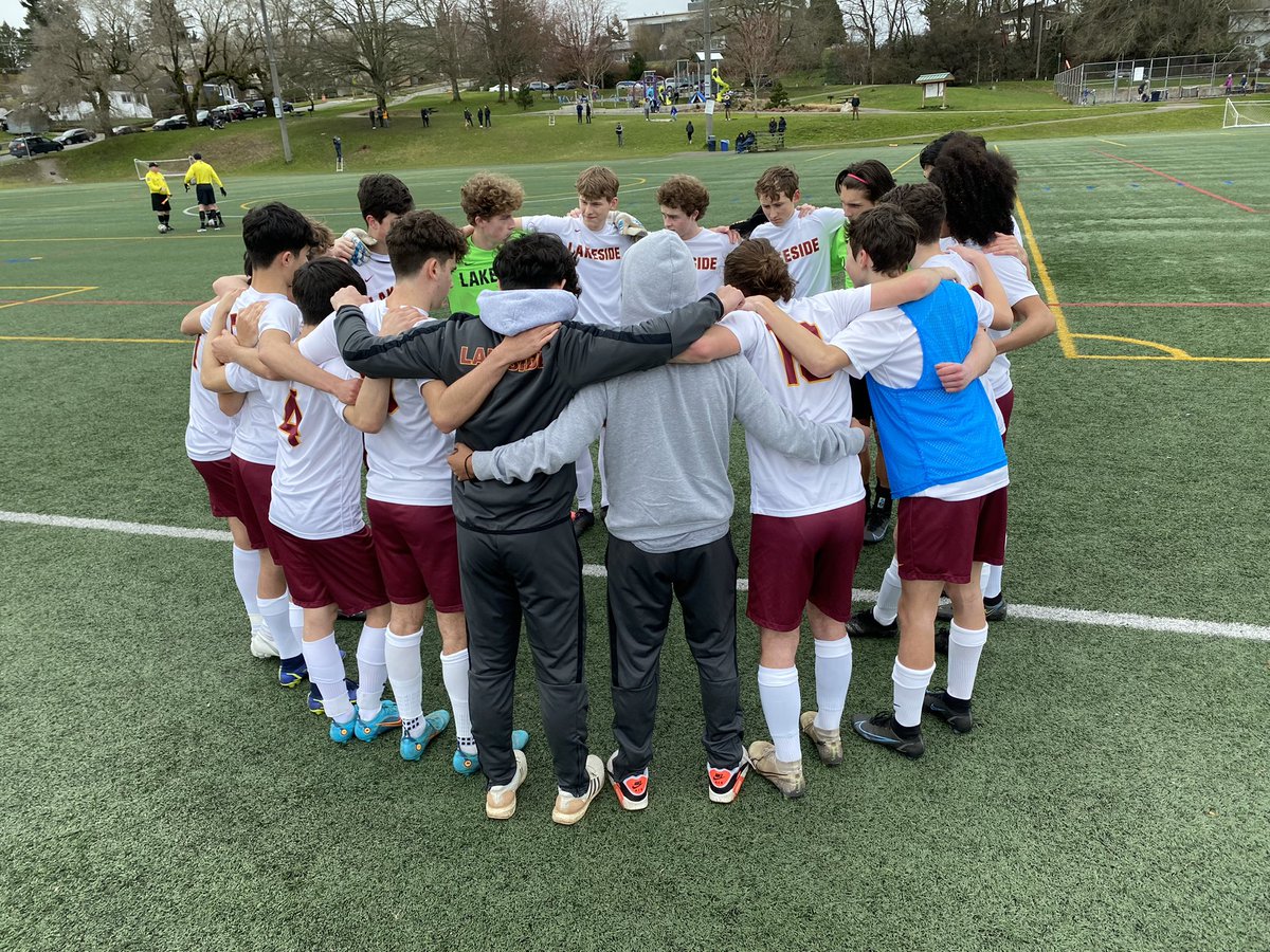 LakesideLionsFC's tweet photo. About to commence our game VS West Seattle @ walt hundley on this beautiful Monday afternoon #GOLIONS #LEGGGOOO https://t.co/BSjmP5xHIs