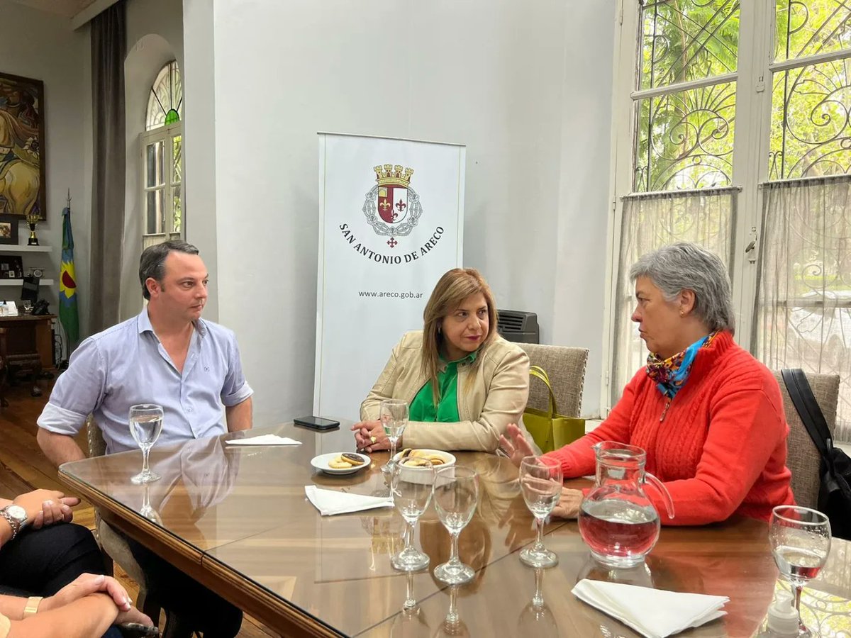 SandraParisYA's tweet photo. EN SAN ANTONIO DE ARECO 💜✊🏻

Hoy brindé una charla sobre Violencia de Género en dicha ciudad, gracias al Intendente @rattofranc, a la presidenta del HCD @GMorrow01 y a todo el equipo municipal por la invitación. https://t.co/XPJAfghhhv