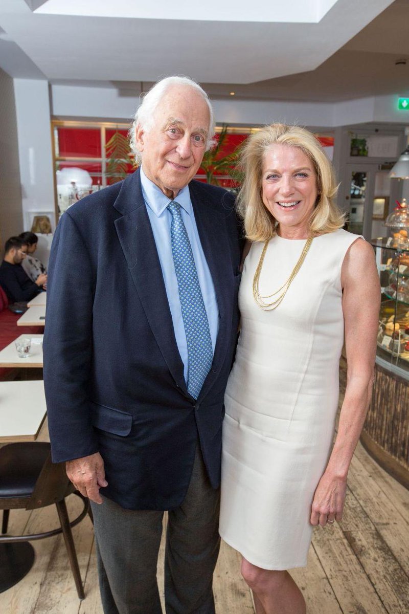 MasterWilson17's tweet image. SUCCESS IS NOT FINAL; FAILURE IS NOT FATAL : IT IS THE COURAGE TO CONTINUE THAT COUNTY HAVEN'T ACCOMPLISHED EVERYTHING YET IF YOUR FAMILY IS NOT HAPPY WITH THEY LIFE YOUR GIVEN THEM ALWAYS MAKE SURE TO SATISFIED YOUR FAMILY